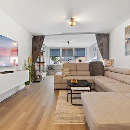 아파트 Primero Relax-home I Premium Ab 90qm I Balkon Garage I A8-fuggerei *
