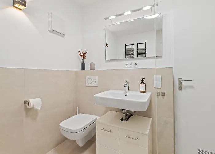아파트 Primero Relax-home I Premium Ab 90qm I Balkon Garage I A8-fuggerei *